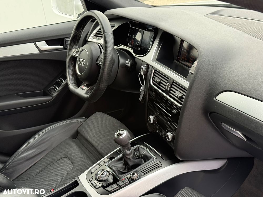 Audi A4 Limuzina 2.0 TDI DPF S line Sportpaket - 7