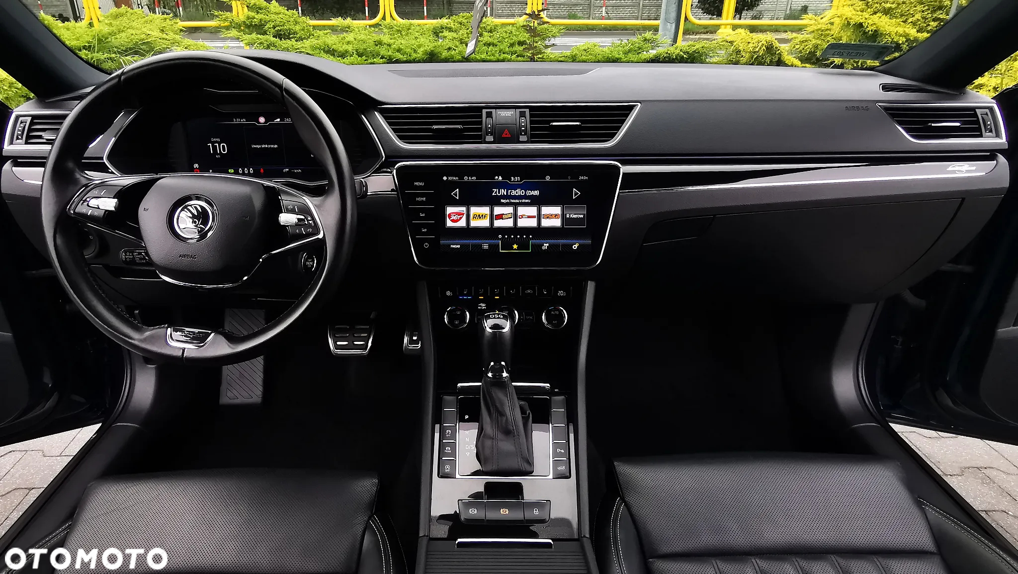 Skoda Superb 2.0 TSI L&K DSG - 18