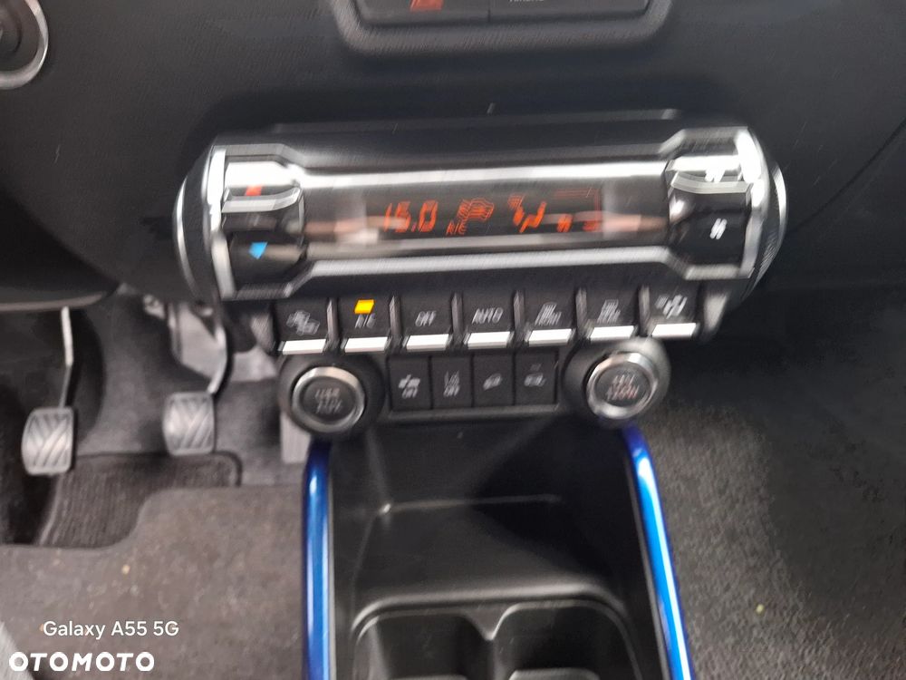 Suzuki Ignis 1.2 SHVS Premium Plus 4WD - 24