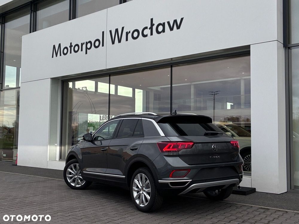 Volkswagen T-Roc - 12