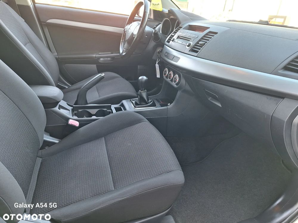 Mitsubishi Lancer 1.8 Inform - 21