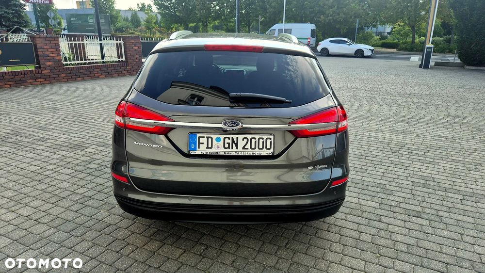 Ford Mondeo 1.5 EcoBoost Titanium - 9