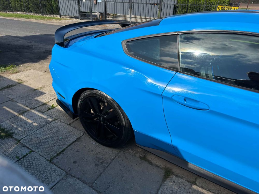 Ford Mustang 3.7 V6 - 17