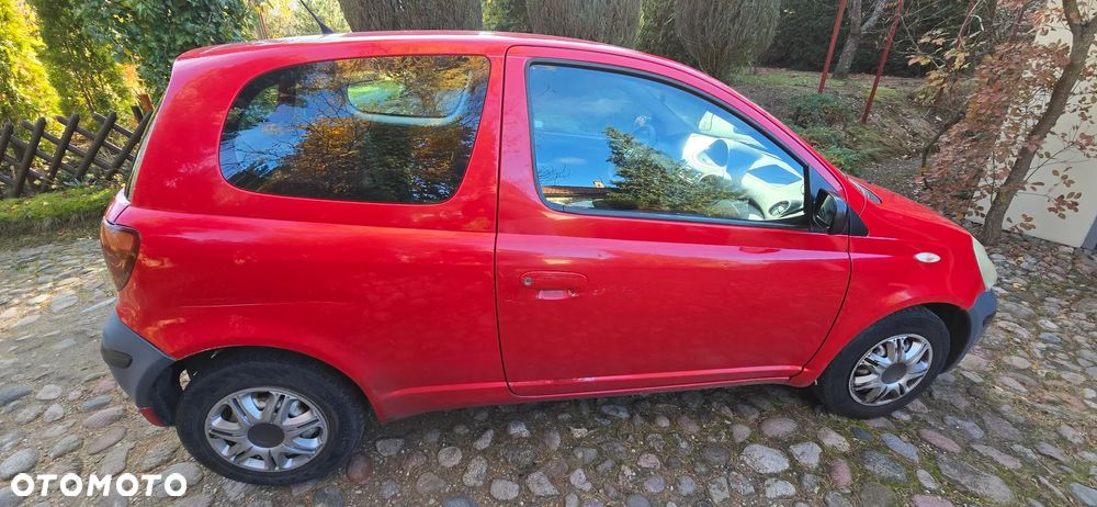 Toyota Yaris - 22