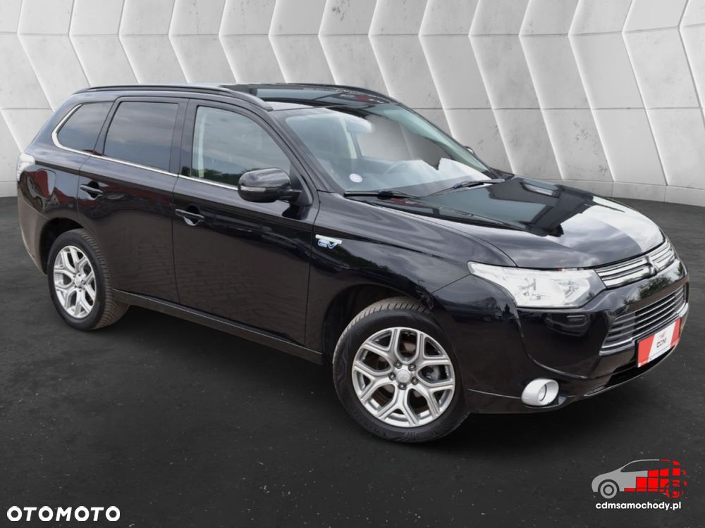 Mitsubishi Outlander - 4
