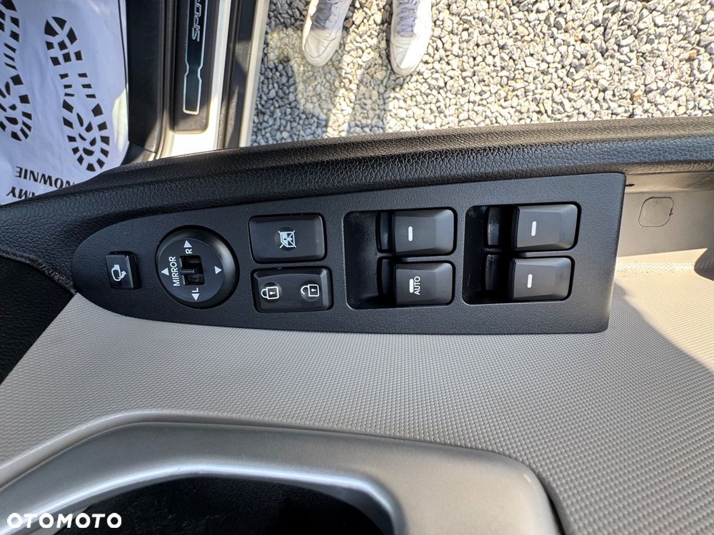 Kia Sportage 2.0 CRDI XL - 23