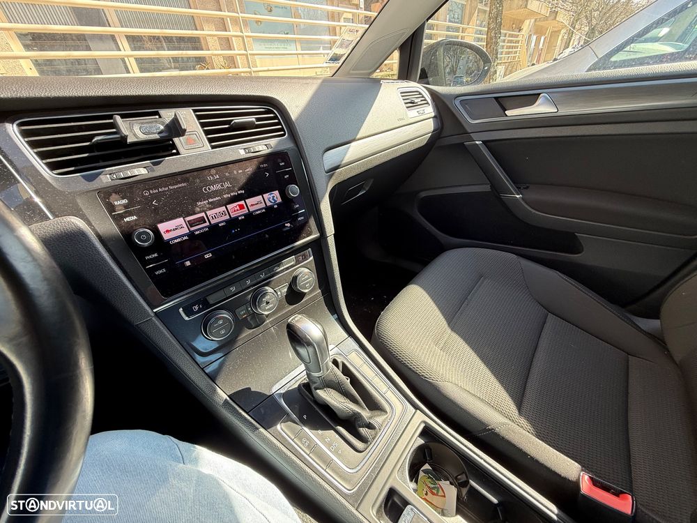 VW Golf Variant 1.6 TDi Confortline DSG - 7