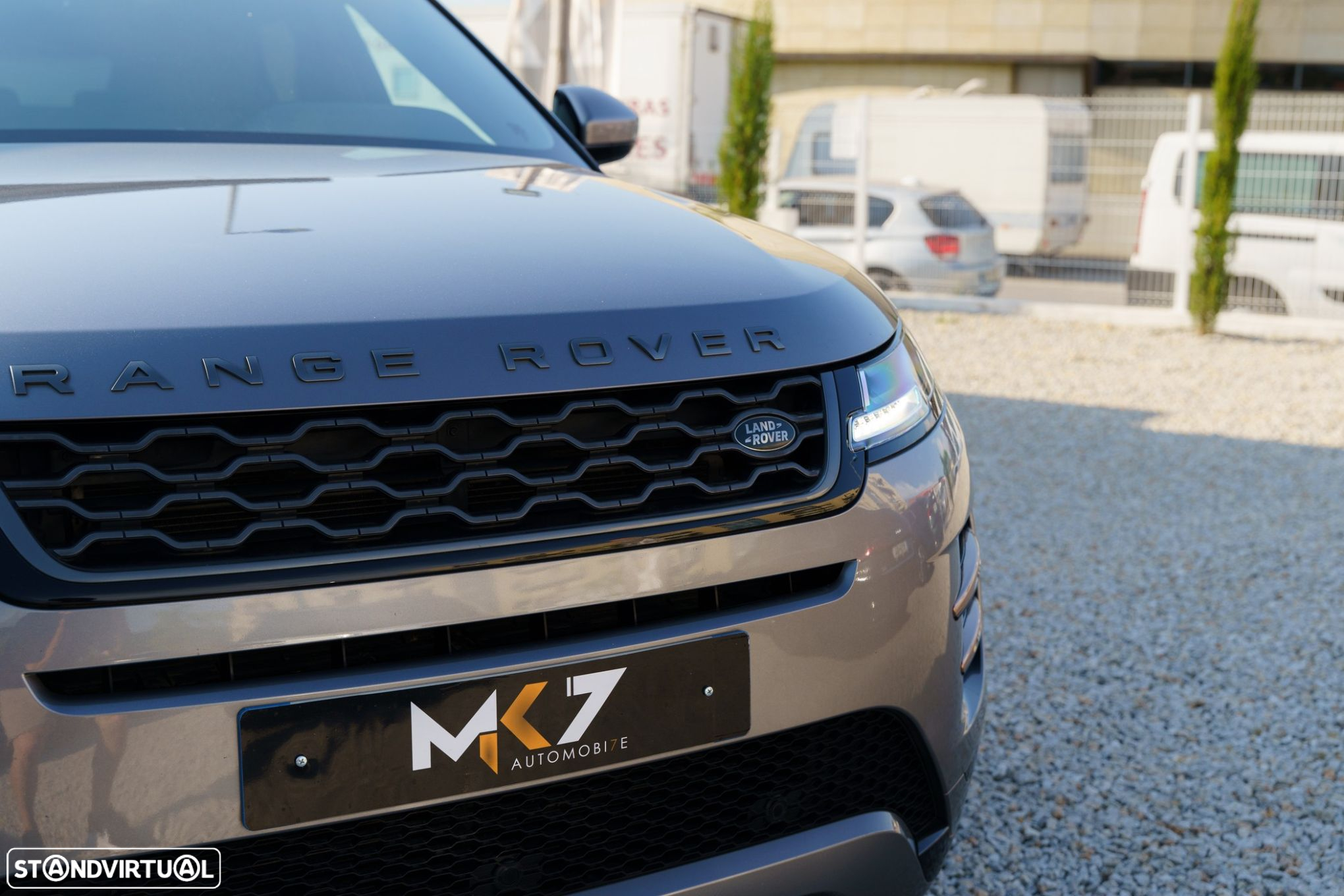 Land Rover Range Rover Evoque 2.0 D150 R-Dynamic - 2