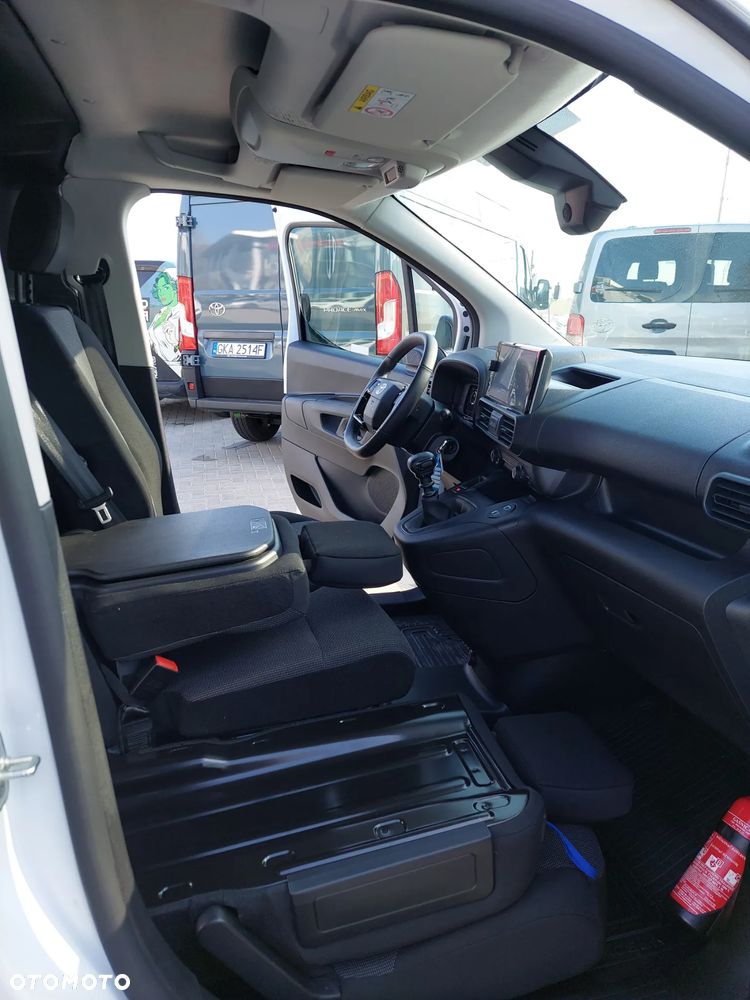 Toyota Proace City - 22