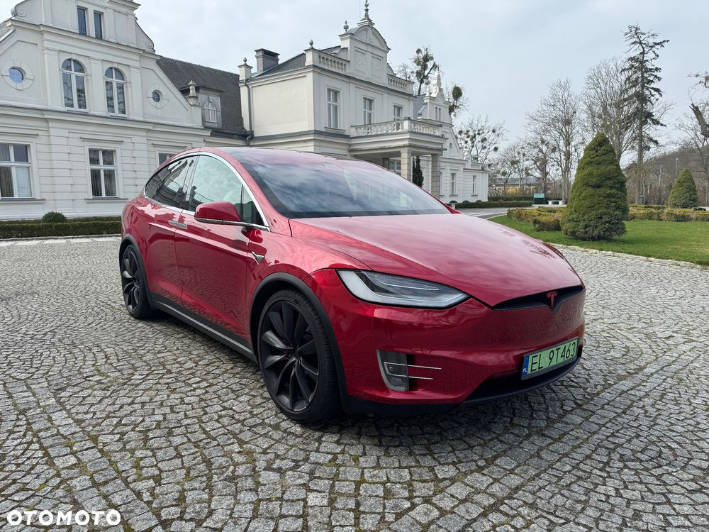 Tesla Model X Performance - 1