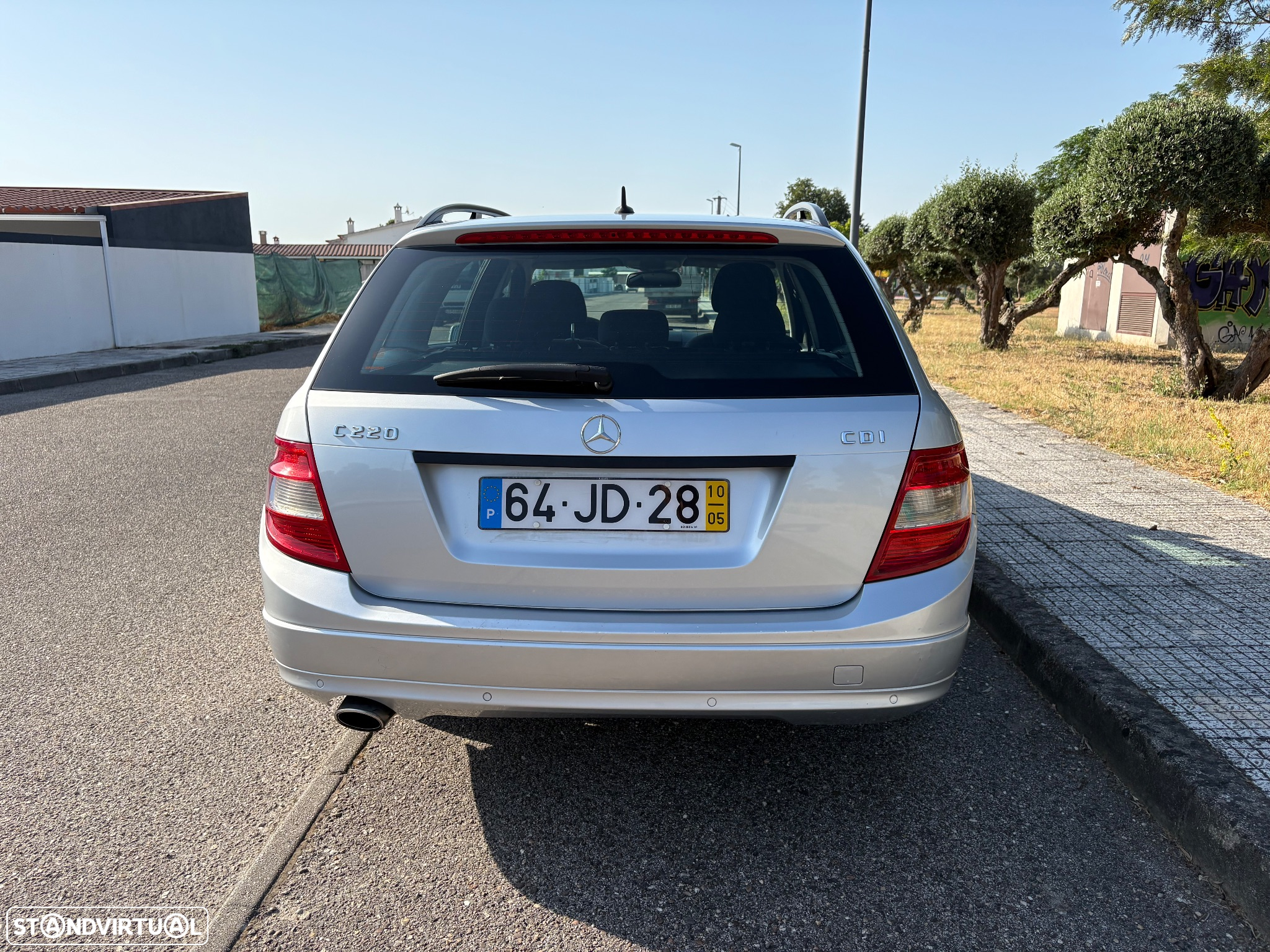 Mercedes-Benz 220 - 8