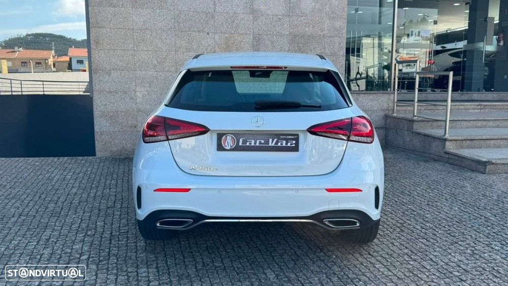 Mercedes-Benz A 250 e 8G-DCT AMG Line - 7
