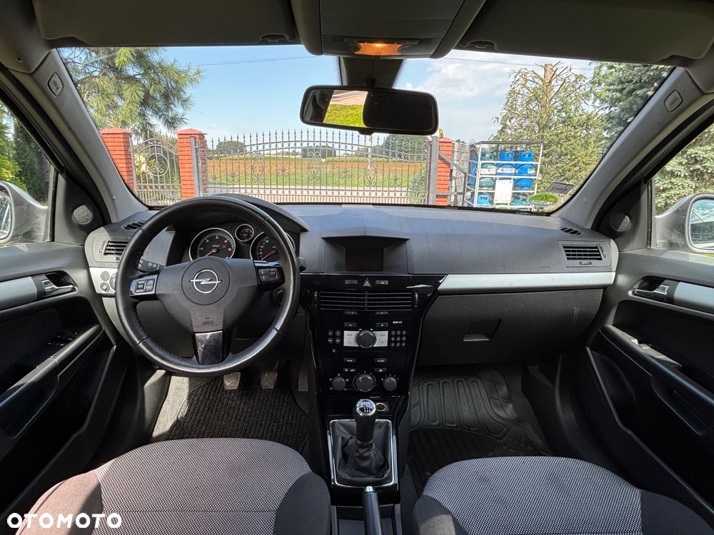 Opel Astra 1.7 CDTI 111 - 22