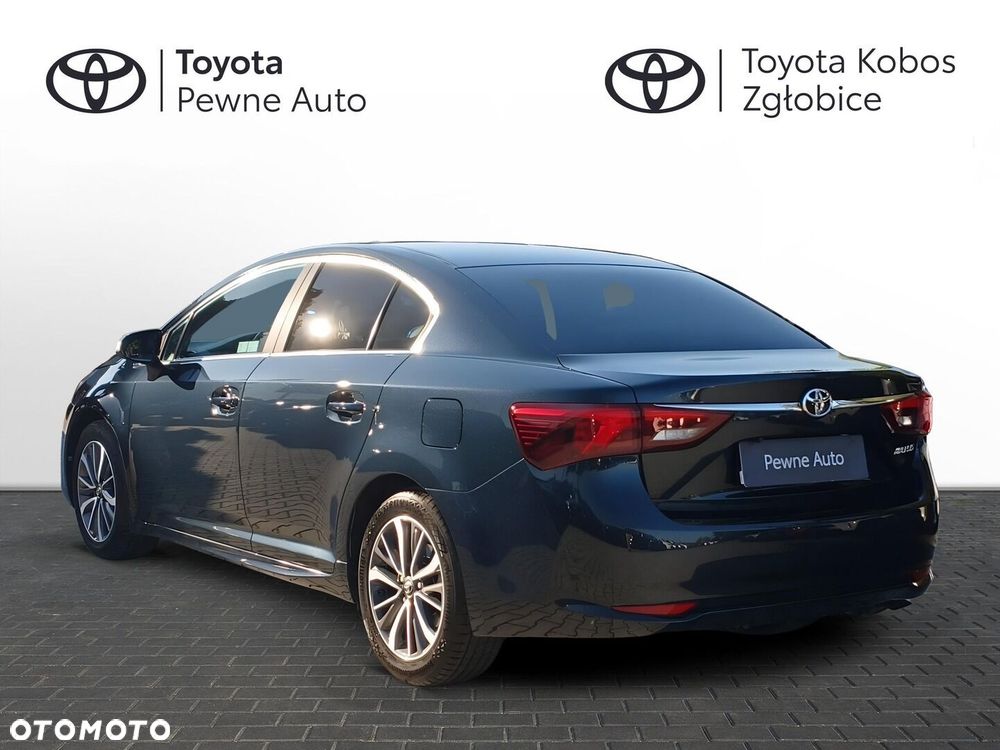 Toyota Avensis 1.8 Premium EU5 - 6