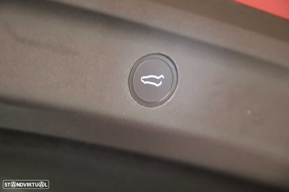 Tesla Model Y Long Range Tração Integral - 23