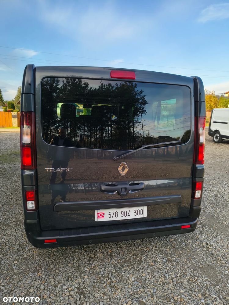 Renault Trafic - 23