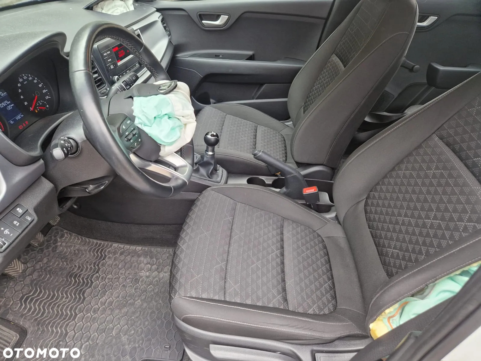 Kia Rio 1.2 M - 16