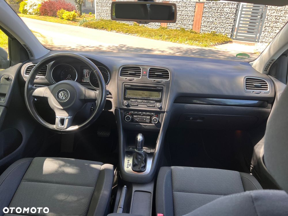 Volkswagen Golf 1.4 TSI Trendline DSG - 5