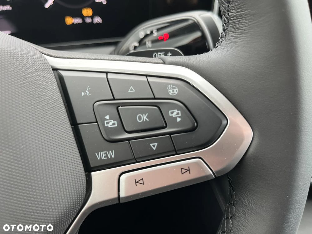 Volkswagen Tiguan 2.0 TDI Elegance DSG - 28