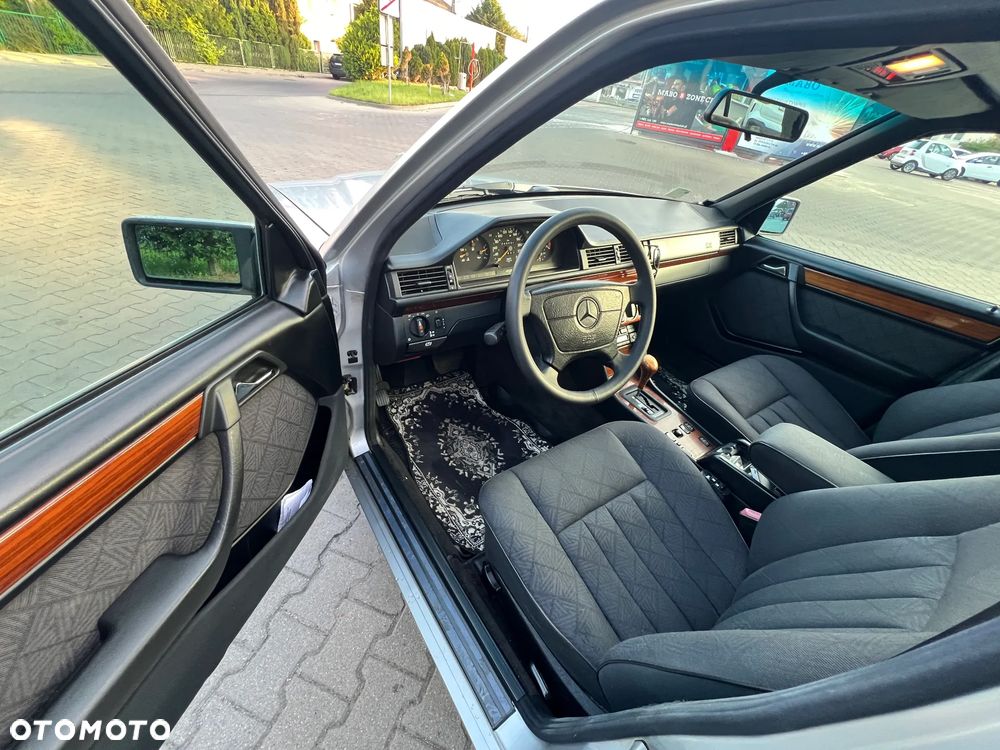Mercedes-Benz W124 (1984-1993) - 7