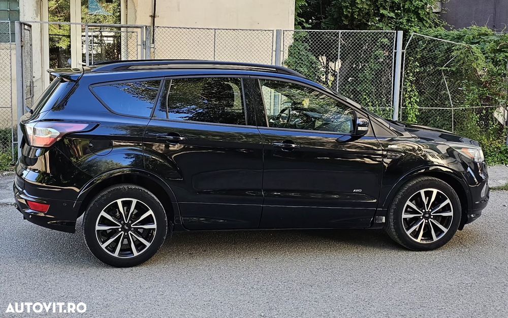 Ford Kuga 2.0 TDCi 4WD Powershift ST-Line - 5