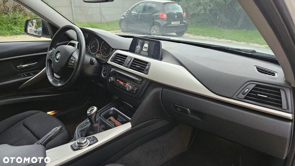 BMW Seria 3 - 3