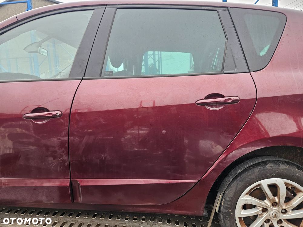 Części Renault Scenic III Lift TENNM 1.2 TCE Drzwi Zderzak Maska - 14