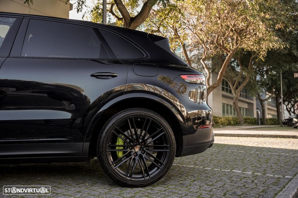Porsche Cayenne E-Hybrid - 41