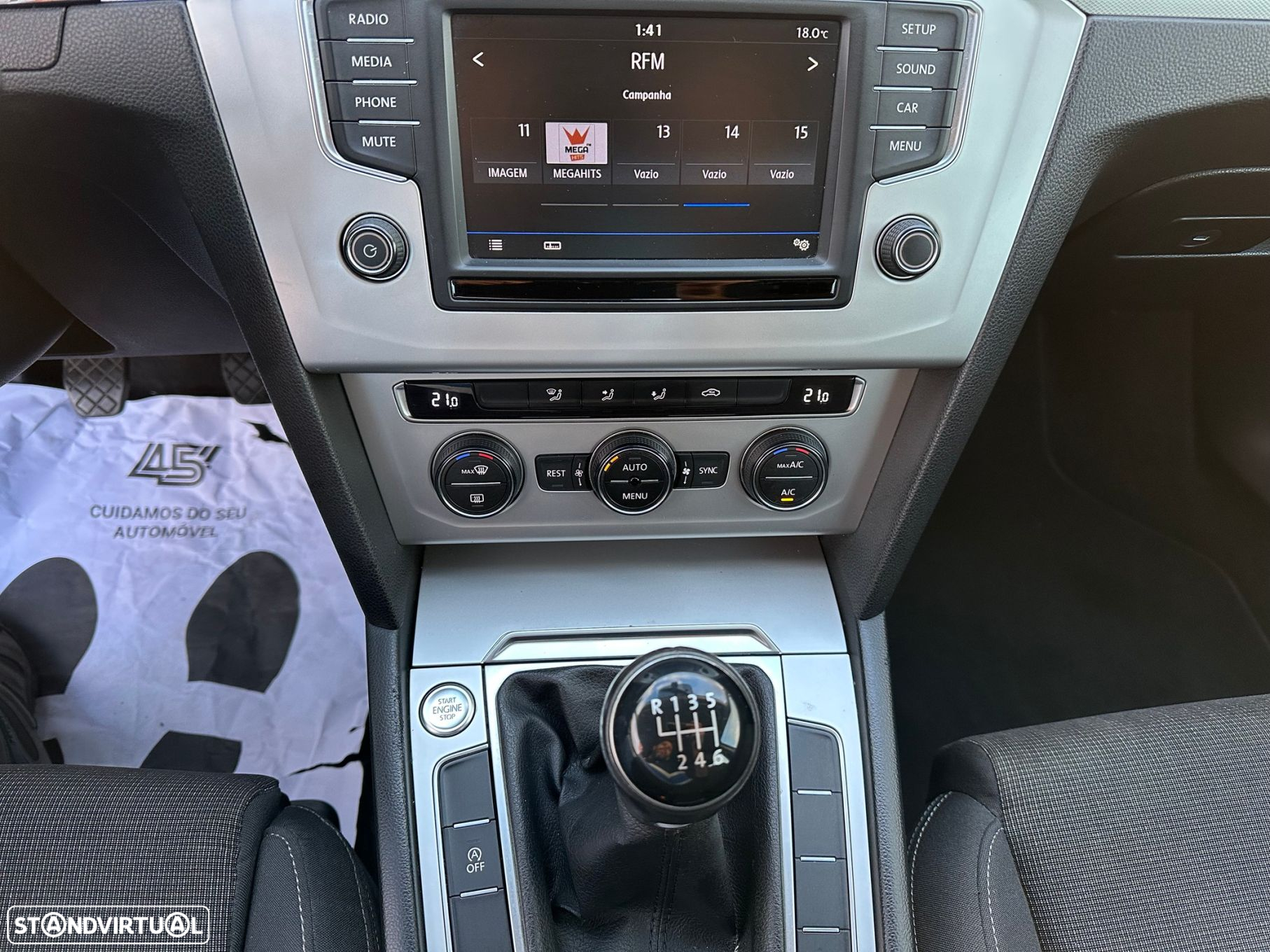 VW Passat Variant 1.6 TDI BlueMotion - 14