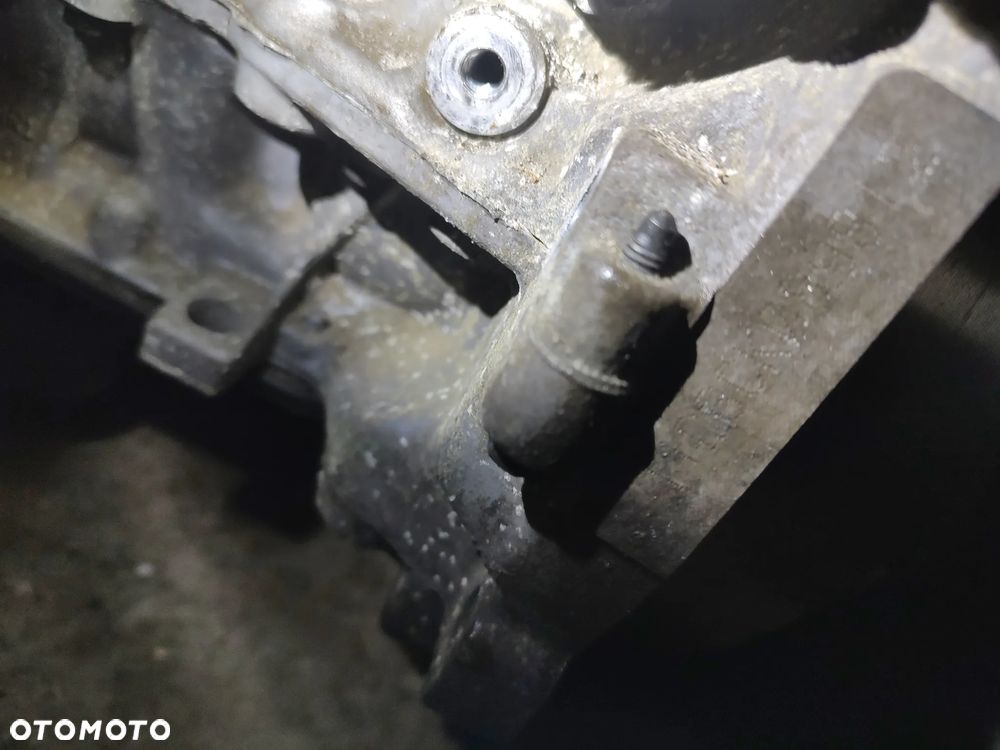 Ford Silnik 1.6TDCI T1DB Kompletny - 4