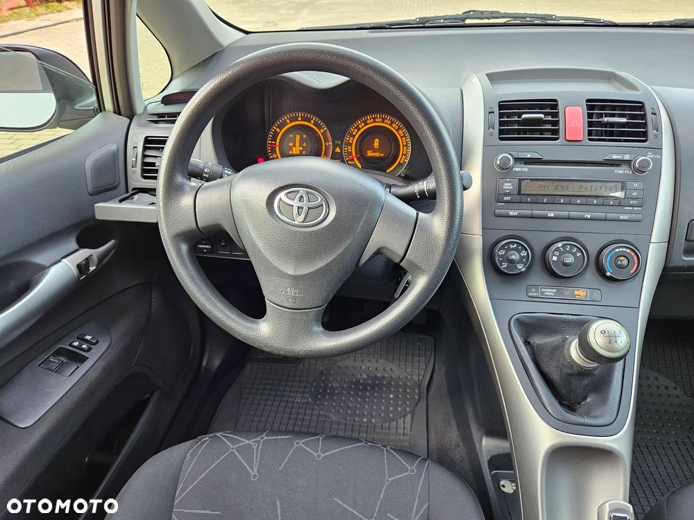 Toyota Auris 1.33 VVT-i Luna - 19
