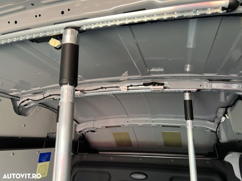 Ford Transit - 14