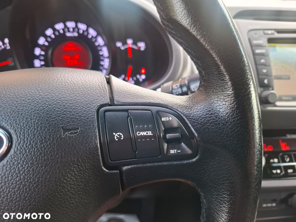 Kia Sportage 2.0 XL 2WD - 30