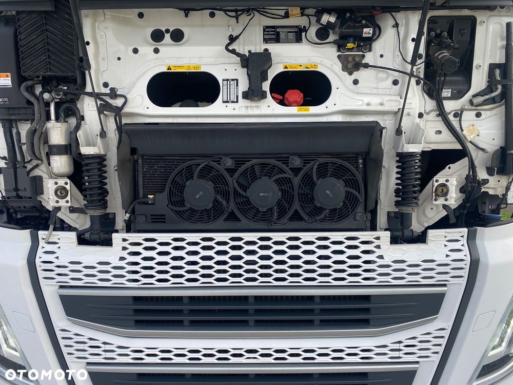 Volvo FH 500 XL I Park Cool z Niemiec - 4
