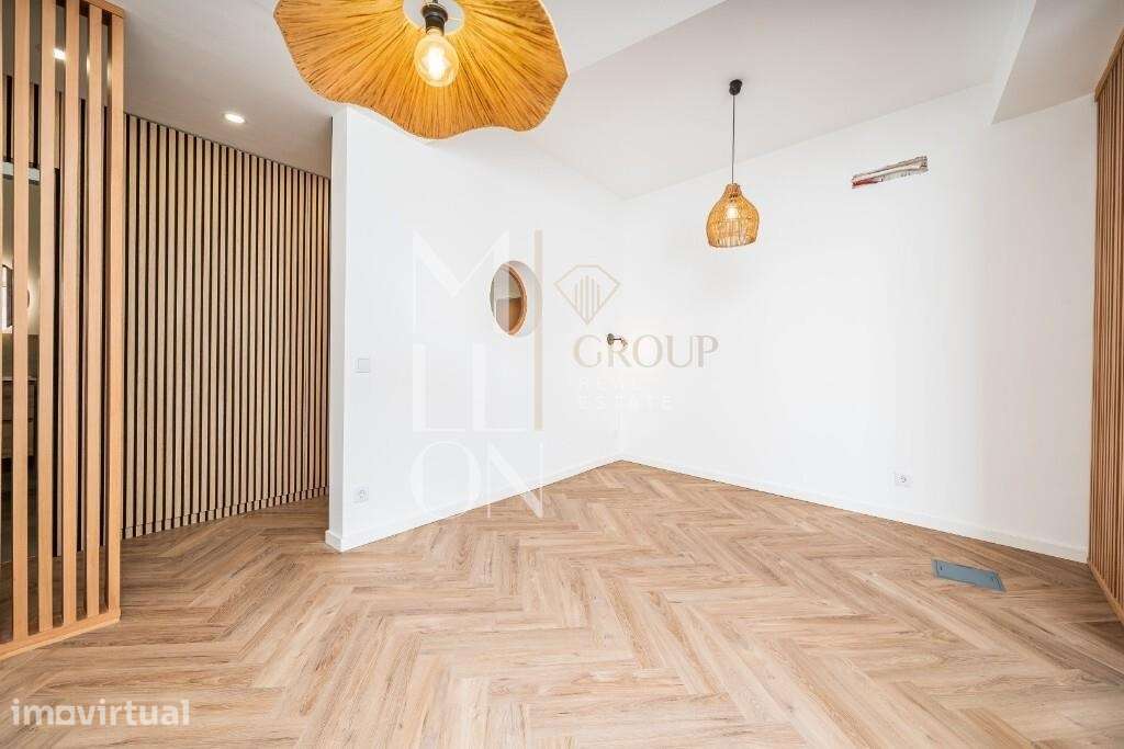 Apartamento T2 Totalmente Remodelado com Quintal Privado no Centro de - Grande imagem: 5/36