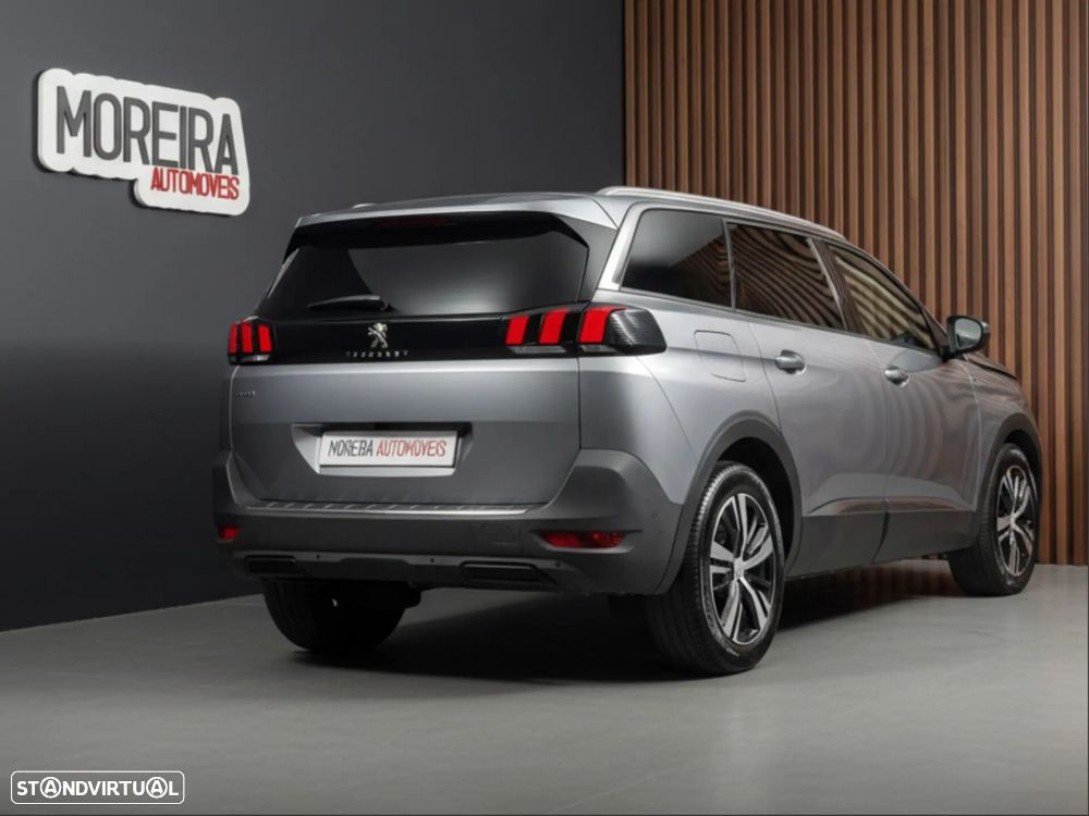Peugeot 5008 - 3