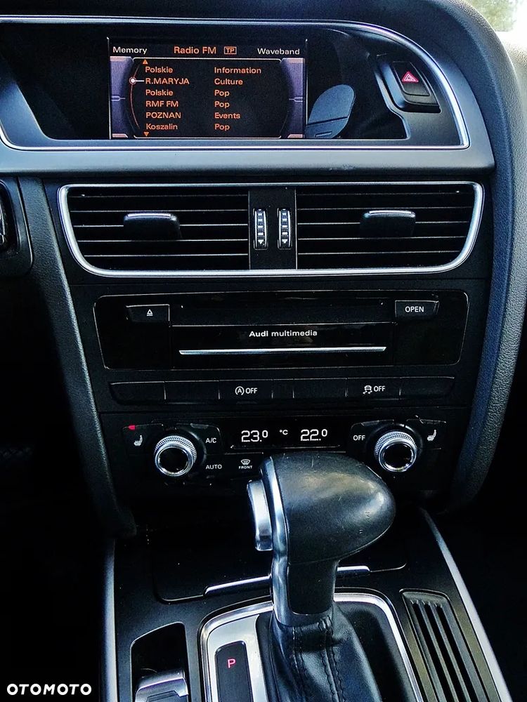 Audi A4 Avant 2.0 TDI DPF clean diesel multitronic S line Sportpaket - 31