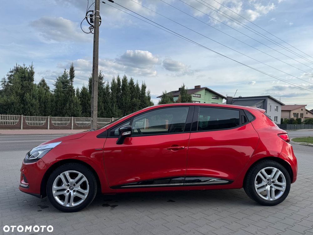 Renault Clio - 12
