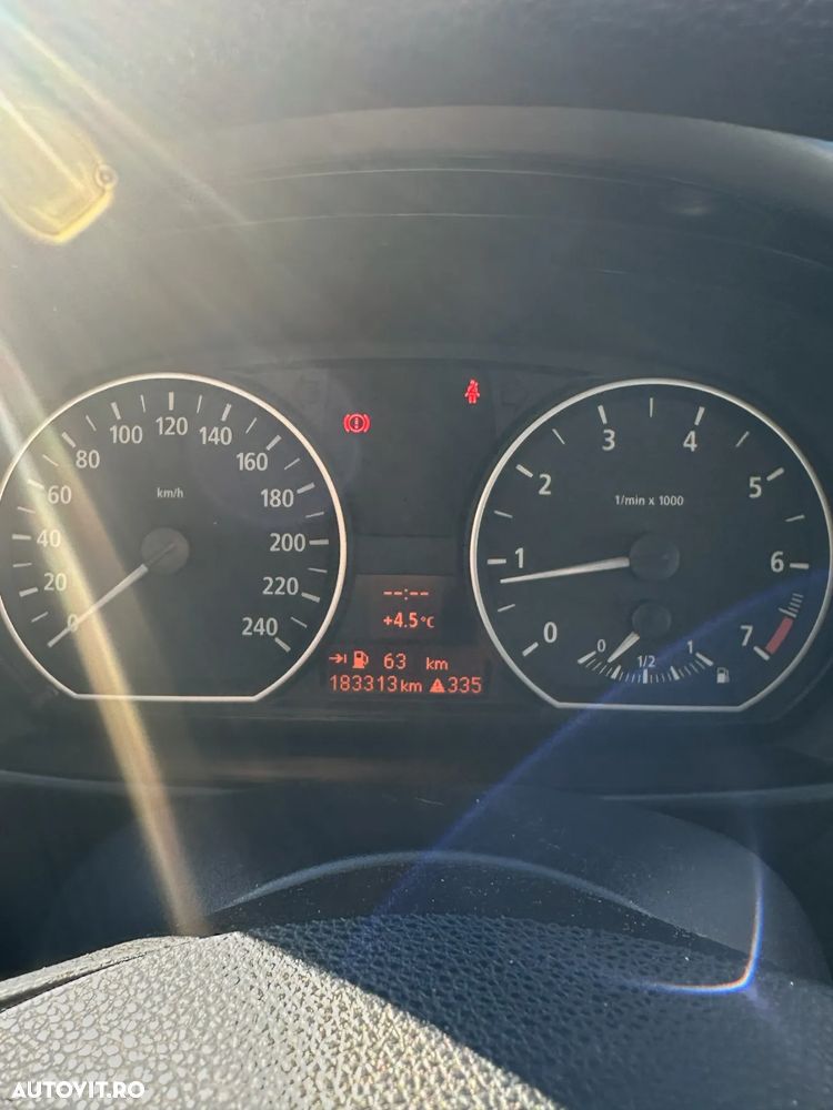 BMW Seria 1 116i - 10