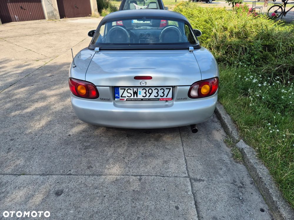 Mazda MX-5 1.6 16V - 24