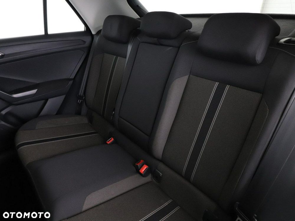 Volkswagen T-Roc 1.0 TSI Style - 18