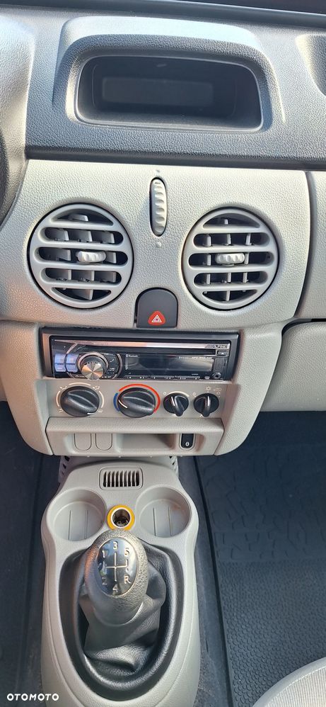 Renault Kangoo dCi 70 Authentique - 15