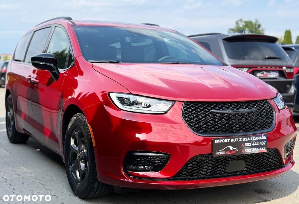 Chrysler Pacifica - 6