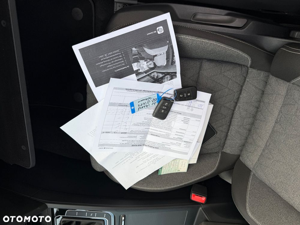 Volkswagen Passat 2.0 TDI SCR Style DSG - 23