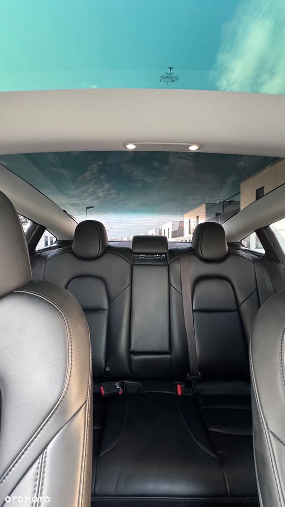 Tesla Model 3 Langstreckenbatterie Allradantrieb Dual Motor Performance - 16