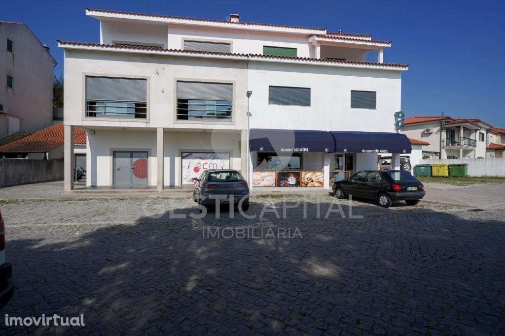 Café/Pastelaria em Vila Caiz, Amarante - Grande imagem: 5/19