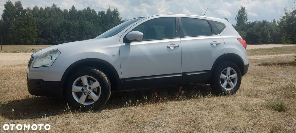 Nissan Qashqai 2.0 4x4 Tekna - 2