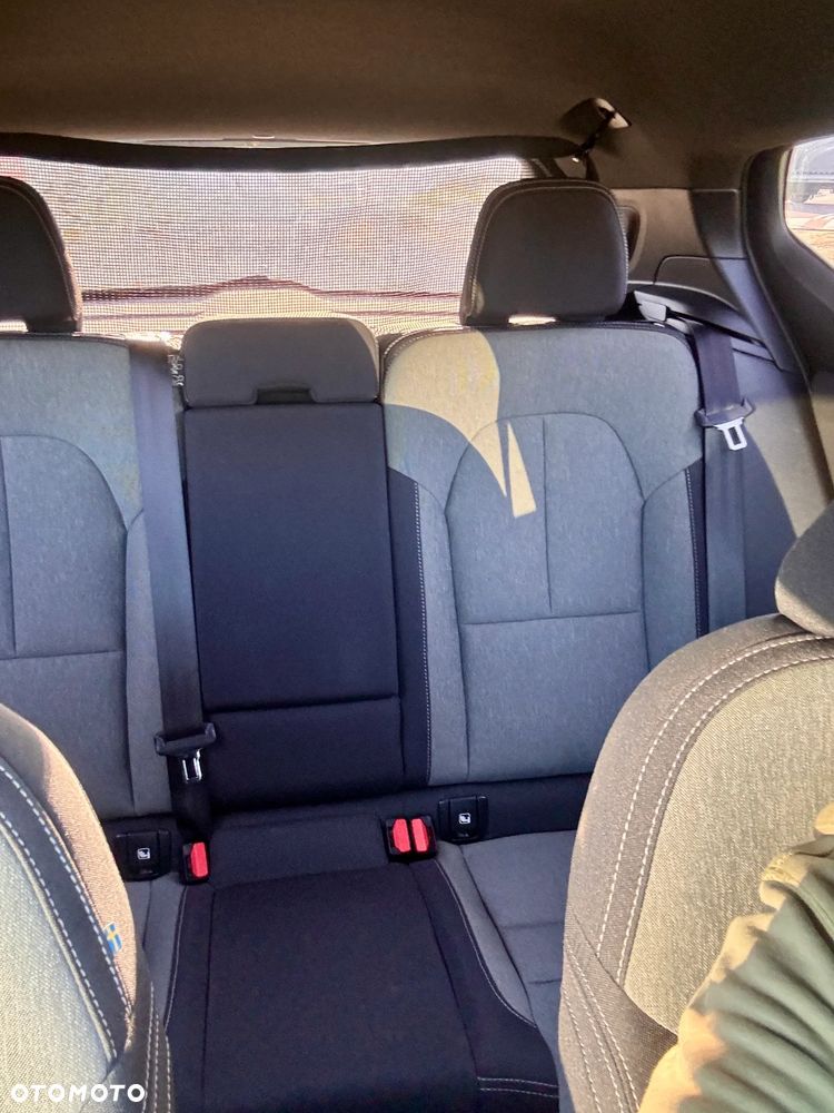 Volvo XC 40 B3 Core - 26