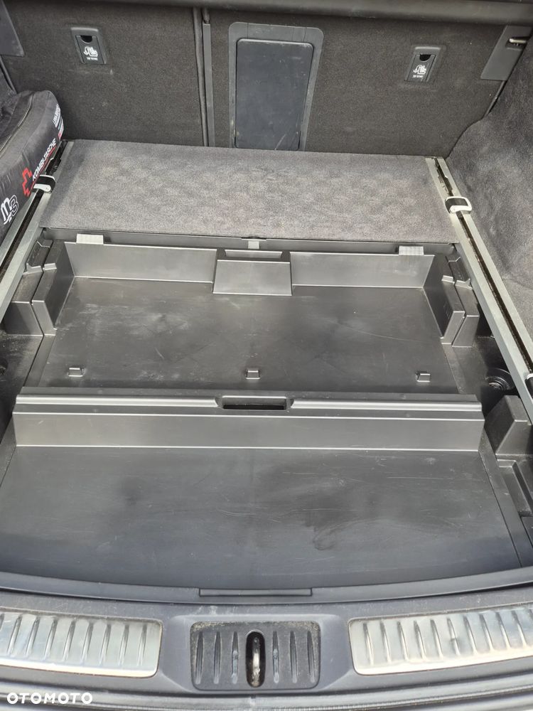 Toyota Avensis 1.8 Premium MS - 21