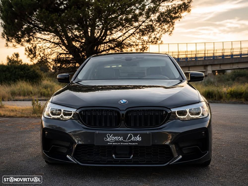BMW 530 e Pack M - 11